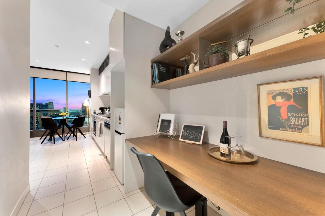 Opulent Level 25 Condo With Breathtaking Views Ville de Ville de Melbourne Extérieur photo